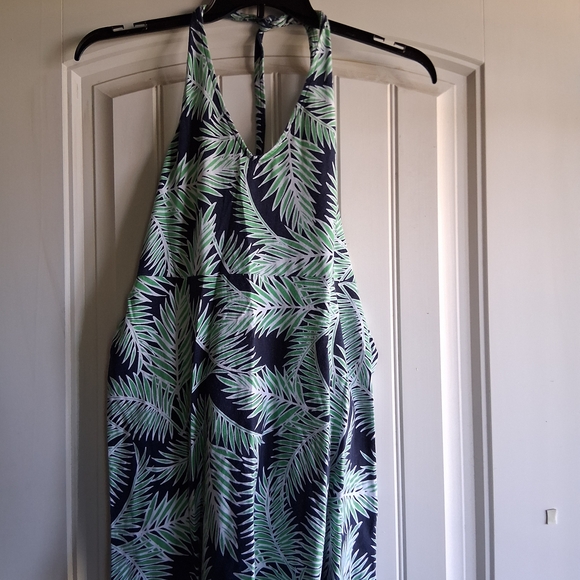 Prince & Fox Black and Green Halter Dress - Picture 1 of 4